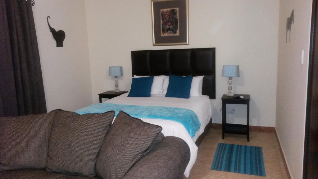 Serenight Guesthouse Pretoria-Noord Rom bilde